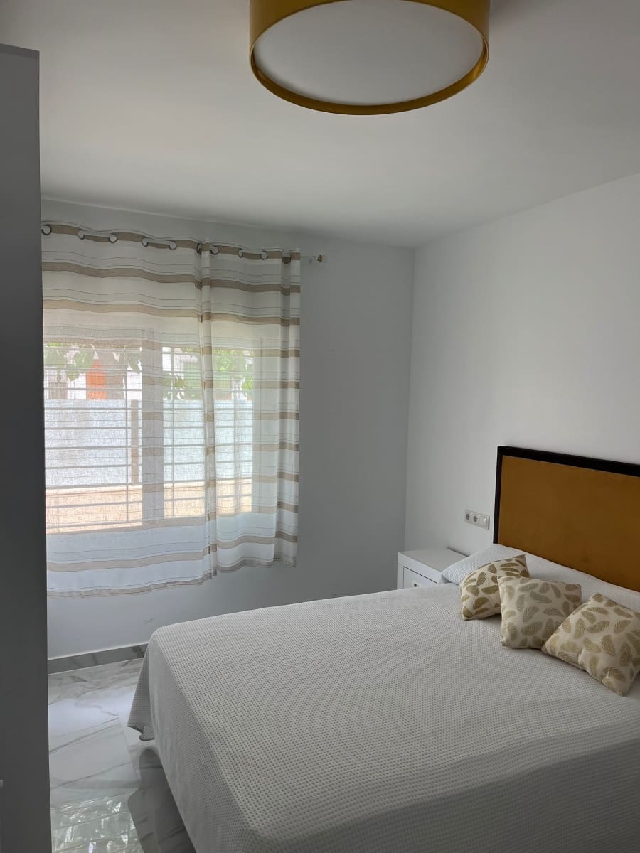 5 slaapkamer Villa te koop in Torre de la Horadada - € 589.900 (Ref: 9971493)