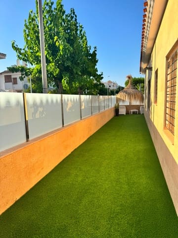 5 slaapkamer Villa te koop in Torre de la Horadada, Pilar de la Horadada - € 589.900 (Ref: 9971493)