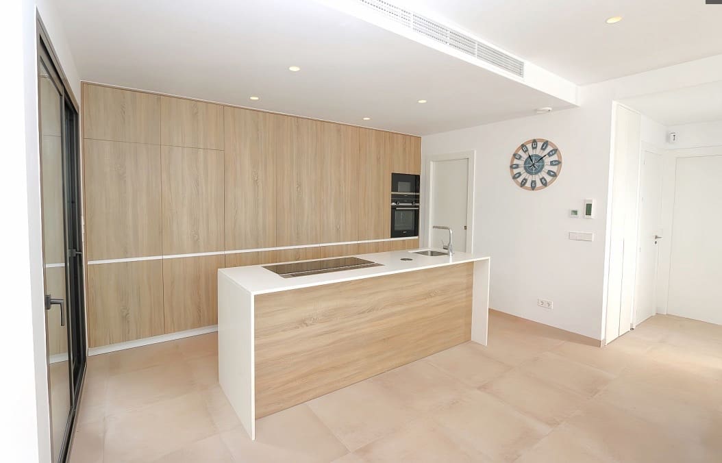 3 bedroom Villa for sale in Pilar de la Horadada with pool - € 445,000 (Ref: 9976149)