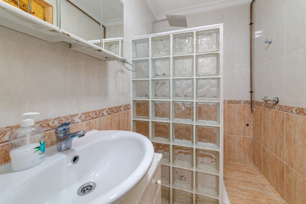 3 bedroom Apartment for sale in Guardamar del Segura - € 215,000 (Ref: 9403767)