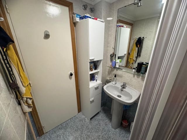 3 bedroom Apartment for sale in Guardamar del Segura - € 215,000 (Ref: 9403767)