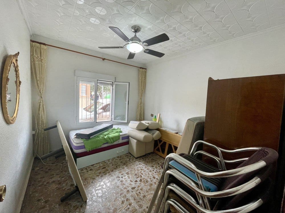 4 slaapkamer Appartement te koop in Los Montesinos met garage - € 129.500 (Ref: 9403771)