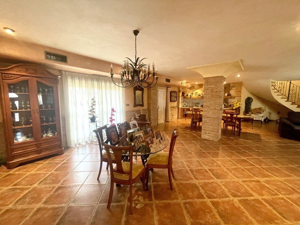 5 Zimmer Villa zu verkaufen in Formentera del Segura - 610.000 € (Ref: 9403772)