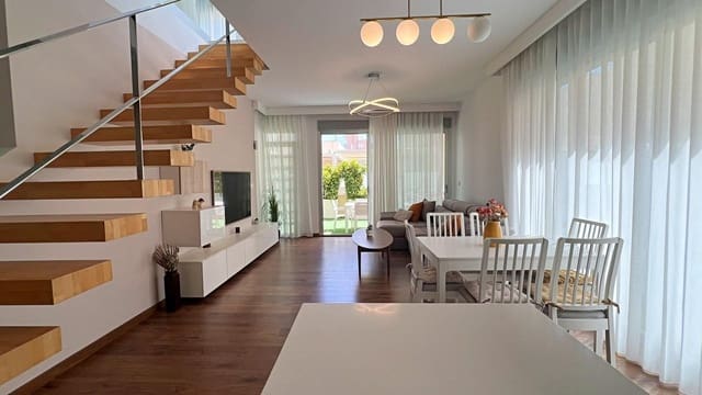 3 soverom Villa til salgs i Mil Palmeras, Pilar de la Horadada - € 545 000 (Ref: 9403792)