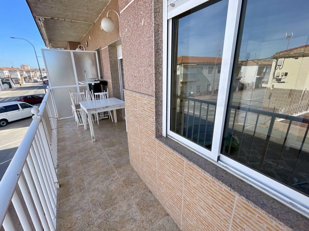 3 bedroom Beach Apartment for sale in Santa Pola - € 139,000 (Ref: 9403794)