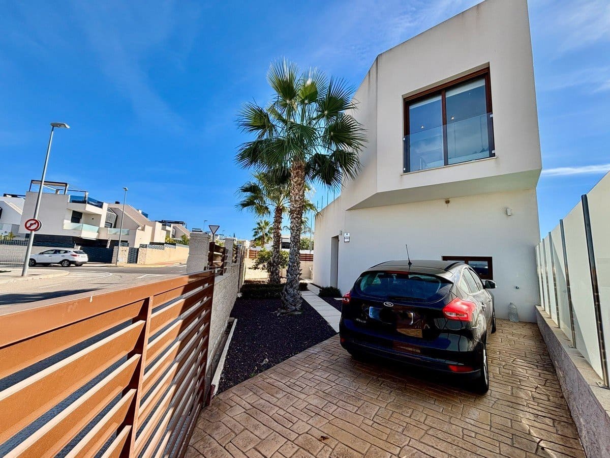 3 Zimmer Villa zu verkaufen in Benijofar mit Pool Garage - 395.000 € (Ref: 9405929)