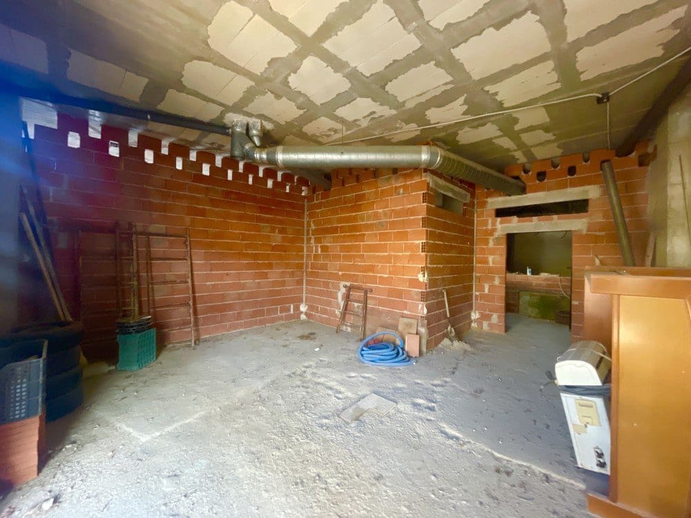 Restaurant/Bar for sale in Los Palacios - € 109,500 (Ref: 9441110)