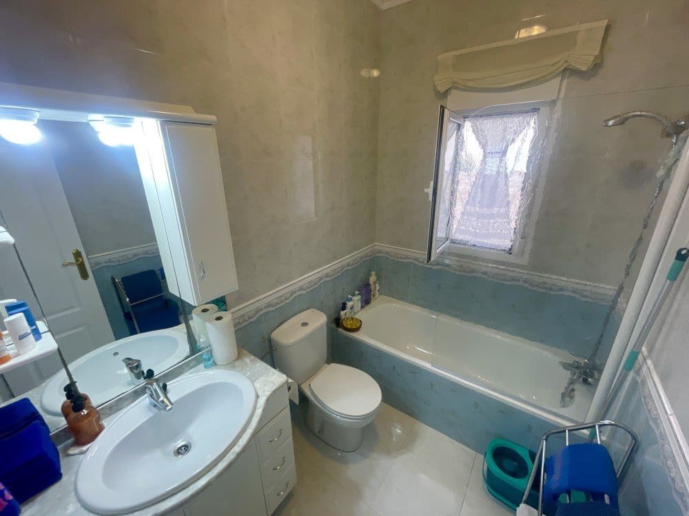 2 Zimmer Villa zu verkaufen in Ciudad Quesada mit Pool Garage - 289.000 € (Ref: 9452427)