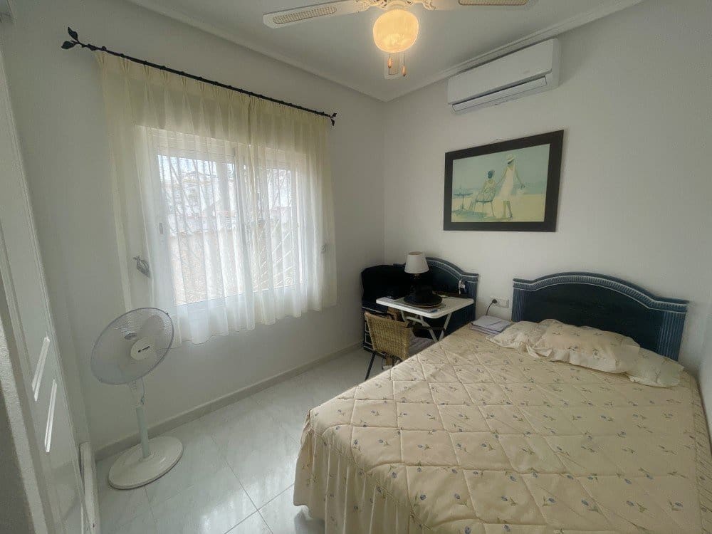 2 Zimmer Villa zu verkaufen in Ciudad Quesada mit Pool Garage - 289.000 € (Ref: 9452427)