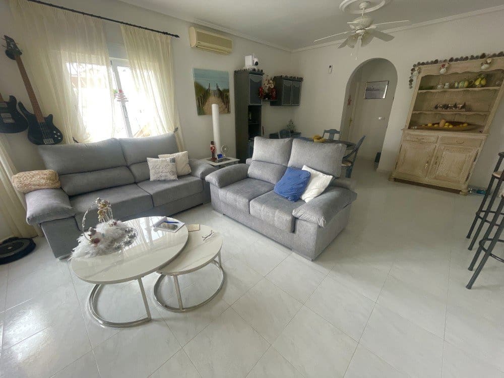 2 Zimmer Villa zu verkaufen in Ciudad Quesada mit Pool Garage - 289.000 € (Ref: 9452427)