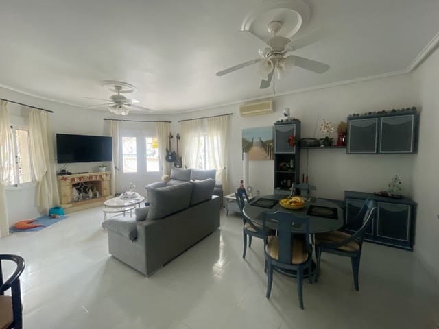 2 bedroom Villa for sale in Ciudad Quesada, Rojales with pool garage - € 289,000 (Ref: 9452427)