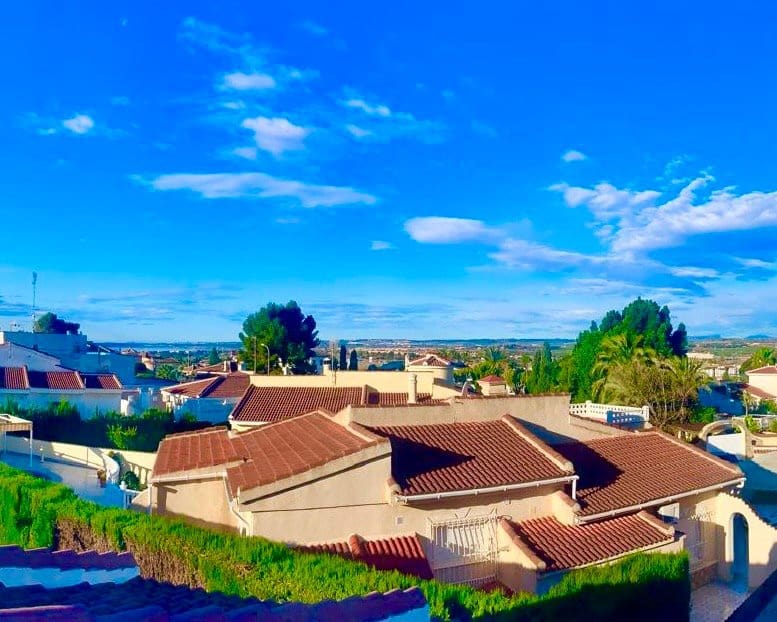 4 camera da letto Villa in vendita in Ciudad Quesada con piscina garage - 549.000 € (Rif: 9469794)