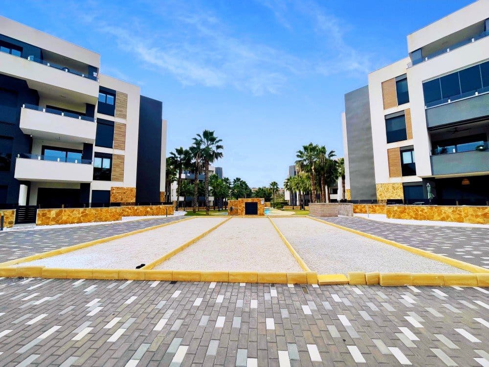 2 sypialnia Penthouse na sprzedaż w Orihuela Costa z basenem garażem - 271 000 € (Ref: 9470228)