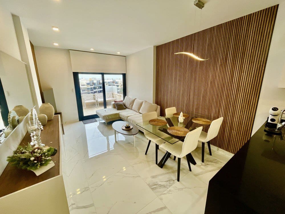 2 sypialnia Penthouse na sprzedaż w Orihuela Costa z basenem garażem - 271 000 € (Ref: 9470228)