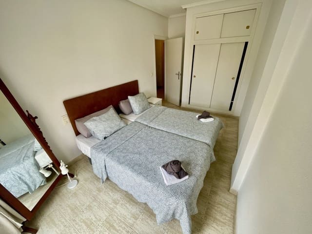 3 soverom Penthouse til salgs i Torrevieja med svømmebasseng - € 167 000 (Ref: 9470229)