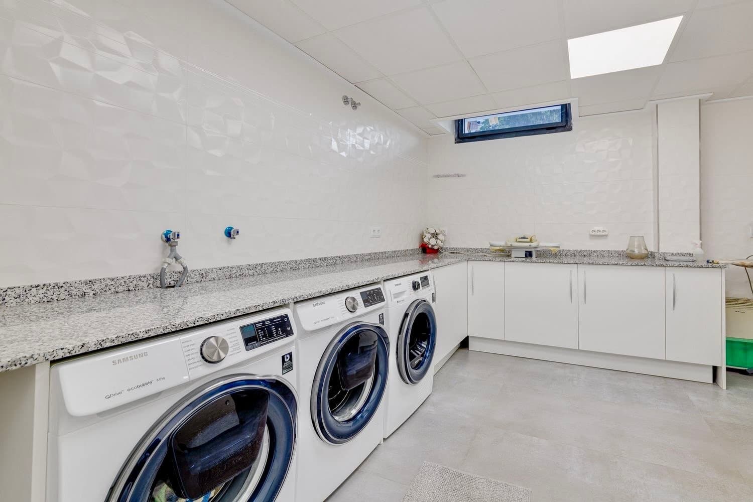 3 camera da letto Villa in vendita in Torrevieja con piscina - 1.250.000 € (Rif: 9475723)