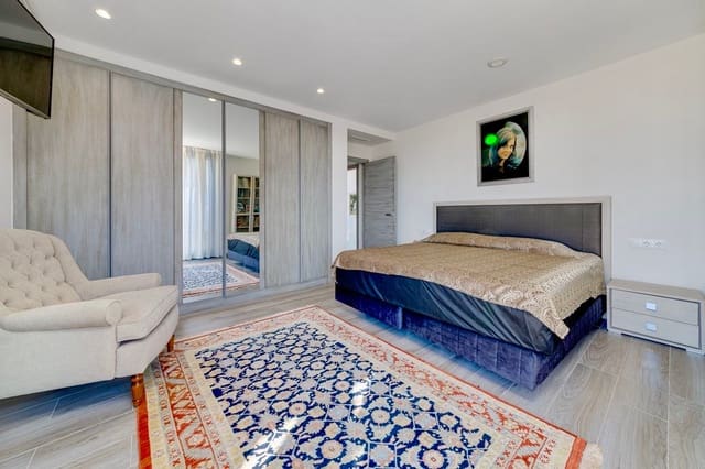 3 camera da letto Villa in vendita in Torrevieja con piscina - 1.250.000 € (Rif: 9475723)