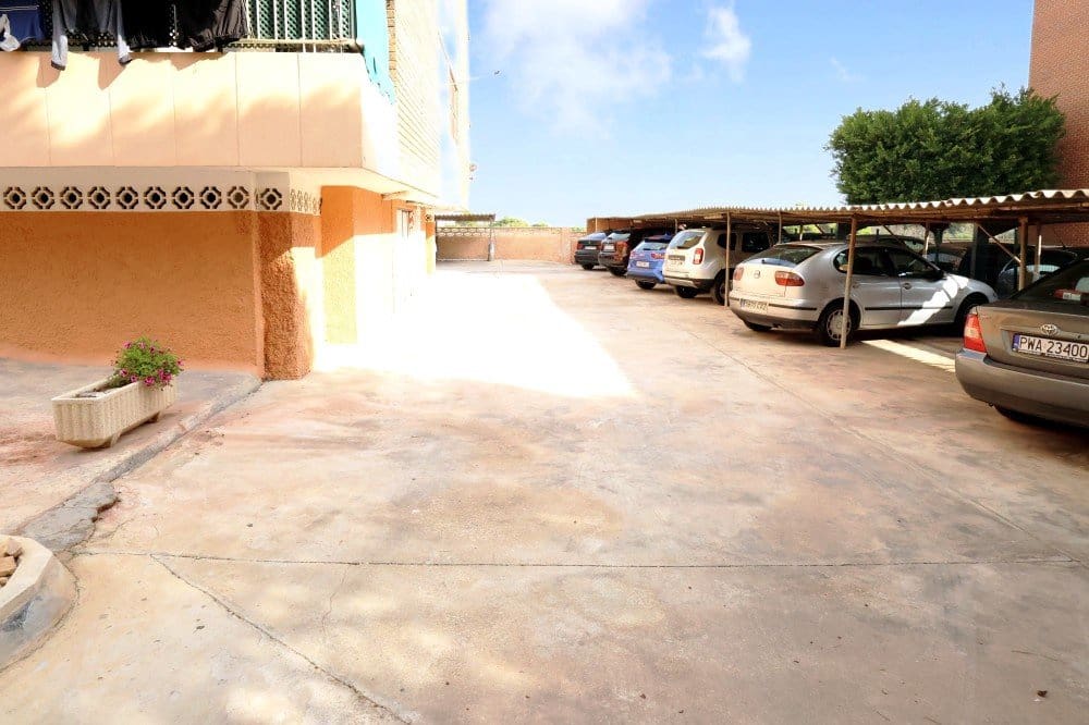 2 bedroom Apartment for sale in Orihuela Costa with pool - € 139,000 (Ref: 9488322)