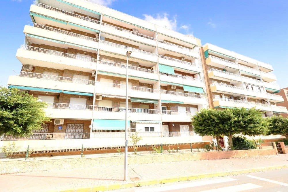 2 bedroom Apartment for sale in Orihuela Costa with pool - € 139,000 (Ref: 9488322)