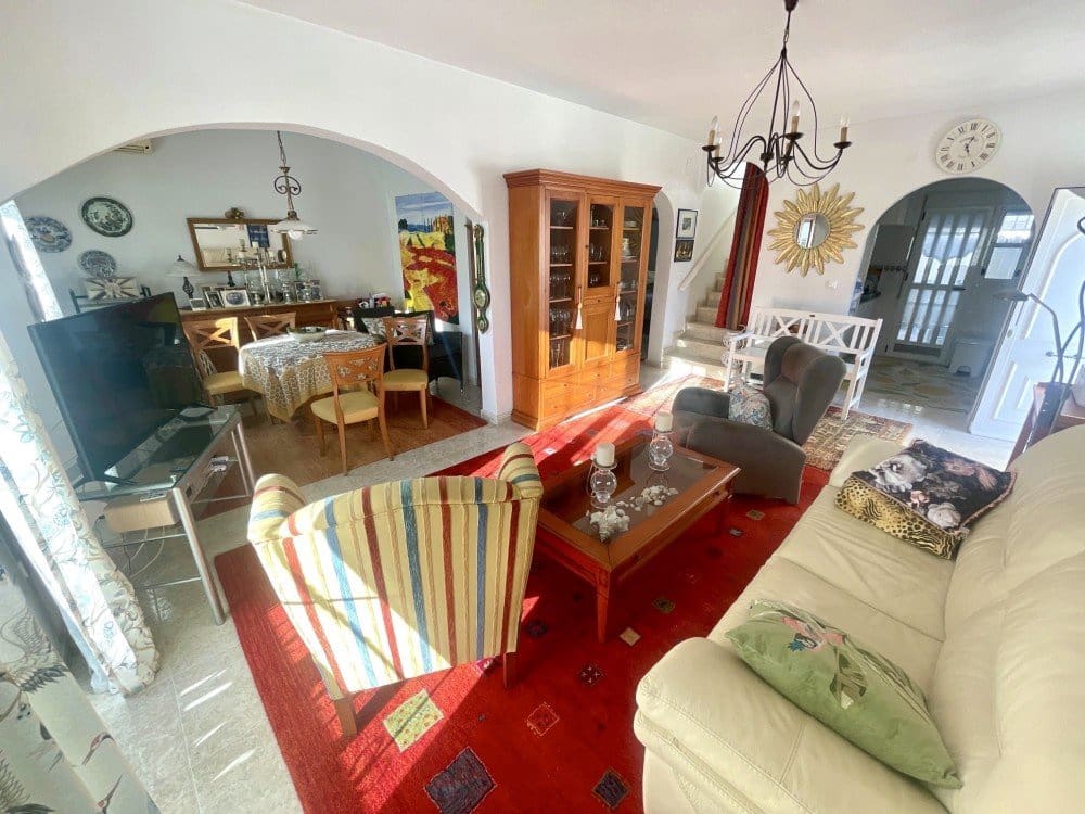 2 bedroom Villa for sale in Benijofar with pool garage - € 339,000 (Ref: 9501922)