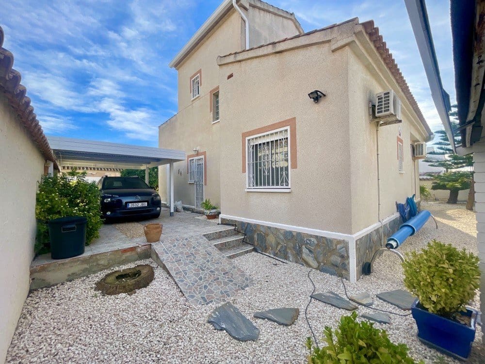 2 bedroom Villa for sale in Benijofar with pool garage - € 339,000 (Ref: 9501922)