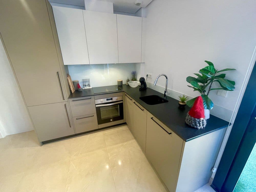 3 soverom Kjedet enebolig til salgs i Gran Alacant med svømmebasseng garasje - € 350 000 (Ref: 9501924)