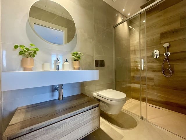 3 soverom Kjedet enebolig til salgs i Gran Alacant, Santa Pola med svømmebasseng garasje - € 350 000 (Ref: 9501924)