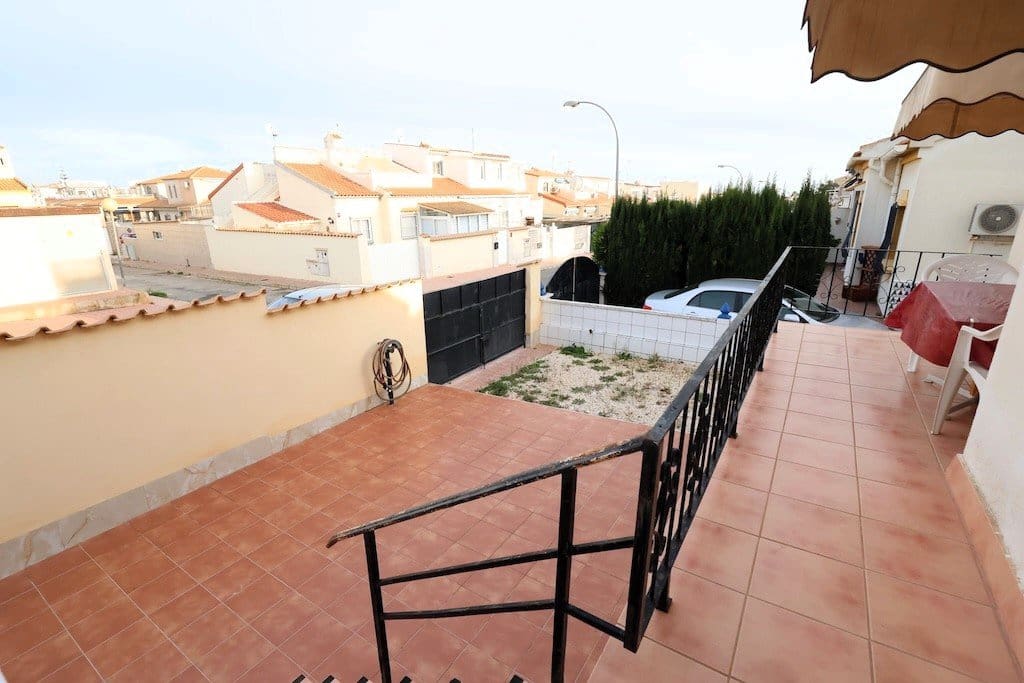 3 Zimmer Haus zu verkaufen in Orihuela Costa mit Garage - 170.000 € (Ref: 9523784)