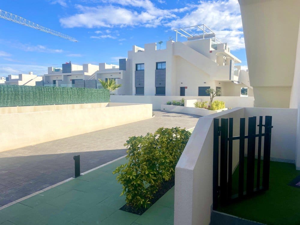 3 quarto Apartamento para venda em Los Balcones com piscina garagem - 289 900 € (Ref: 9528977)