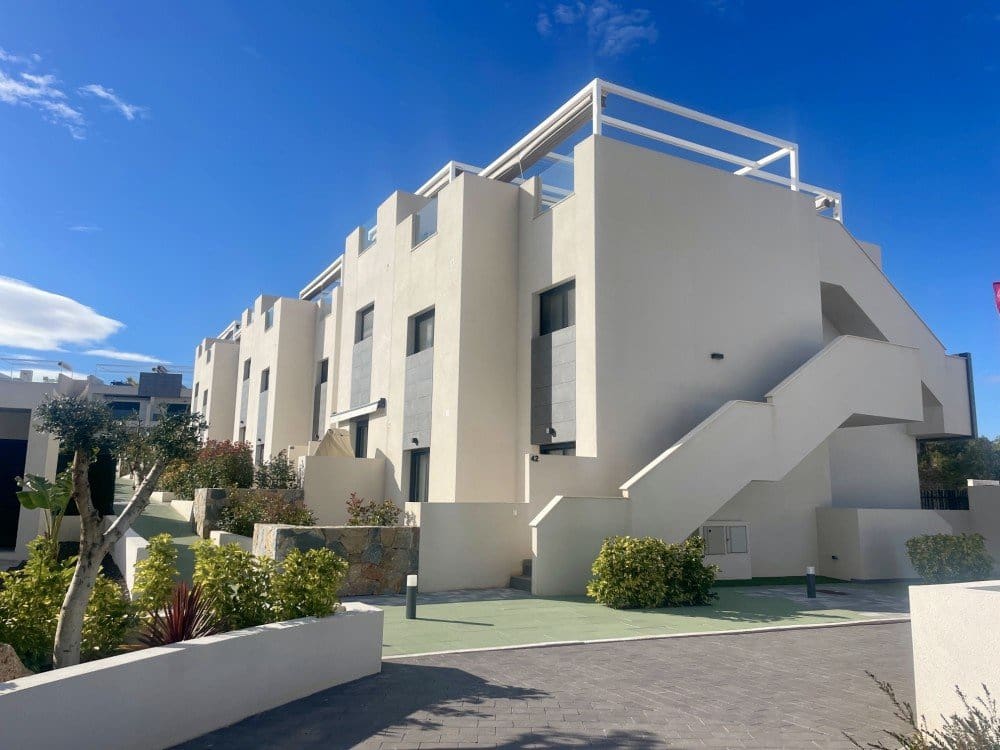 3 quarto Apartamento para venda em Los Balcones com piscina garagem - 289 900 € (Ref: 9528977)