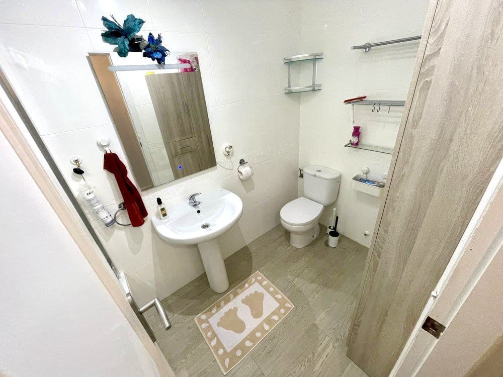 2 chambre Appartement à vendre à La Marina del Pinet avec piscine - 150 000 € (Ref: 9532600)