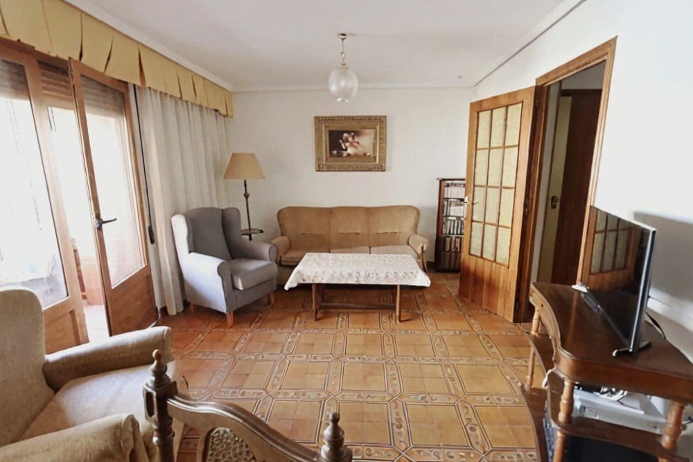 3 makuuhuone Huoneisto myytävänä paikassa Torrevieja - 195 000 € (Ref: 9532601)