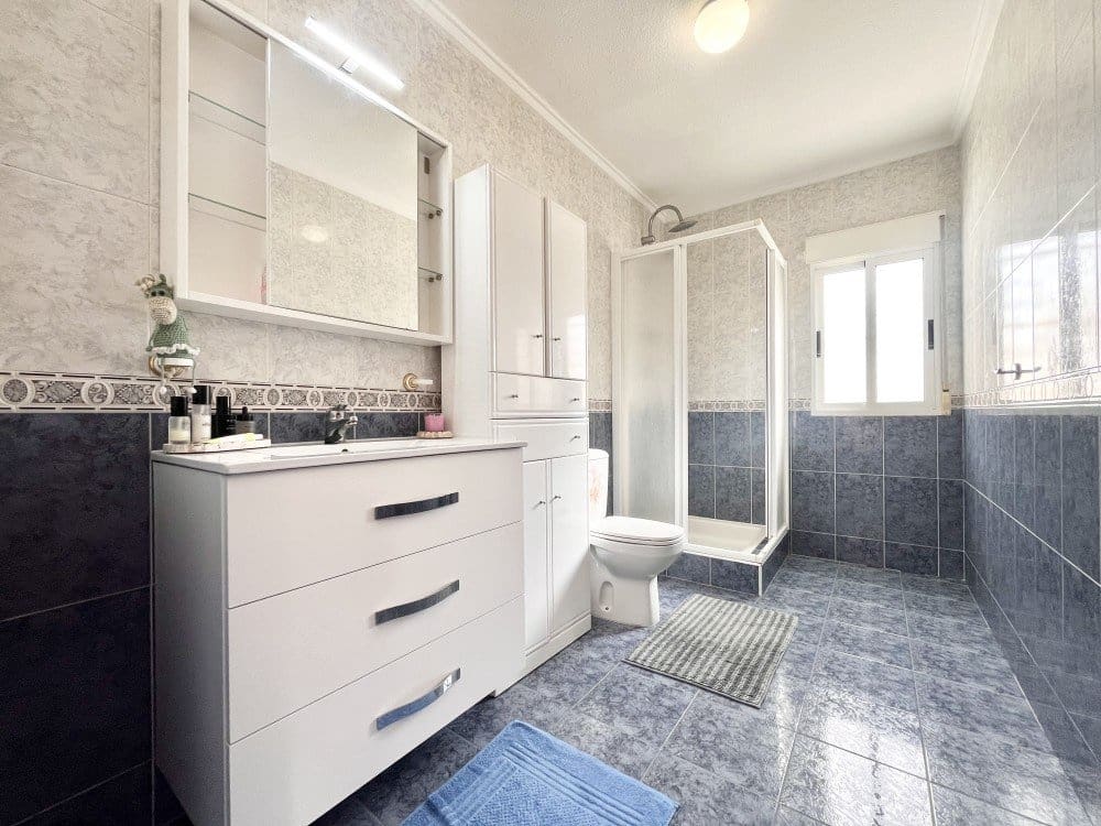 3 slaapkamer Huis te koop in Torrevieja - € 160.000 (Ref: 9542737)