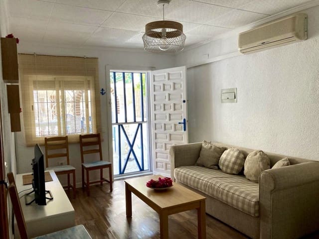 1 makuuhuone Omakotitalo myytävänä paikassa La Marina, Elche / Elx - 86 000 € (Ref: 9556211)