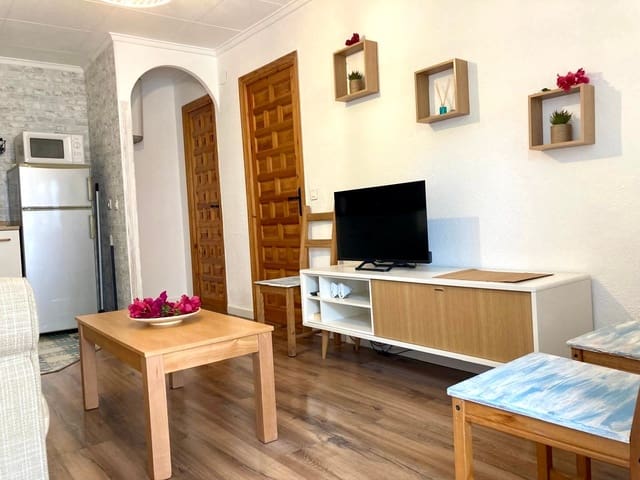 1 makuuhuone Omakotitalo myytävänä paikassa La Marina, Elche / Elx - 86 000 € (Ref: 9556211)