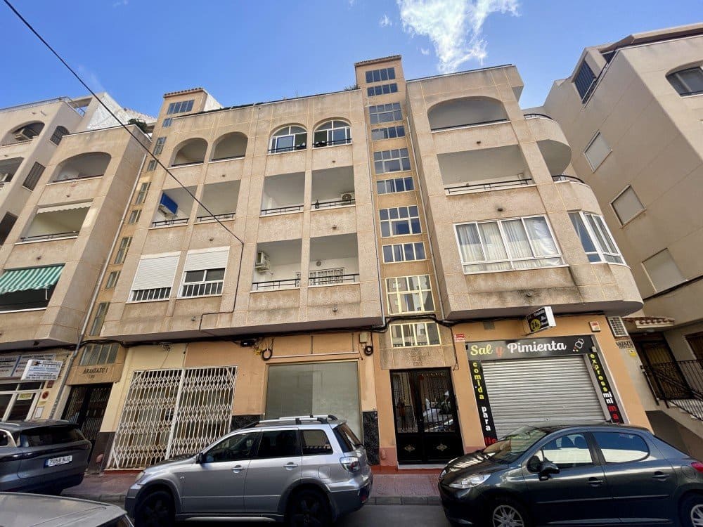 2 quarto Apartamento para venda em Torrevieja - 158 500 € (Ref: 9560806)