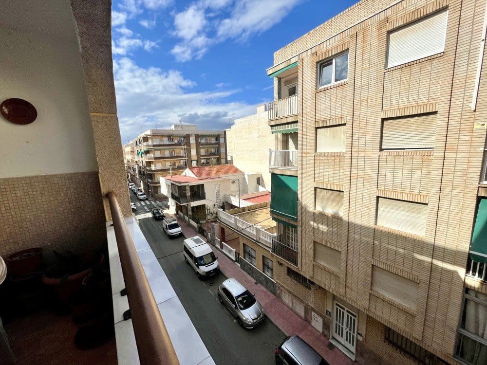 2 quarto Apartamento para venda em Torrevieja - 158 500 € (Ref: 9560806)