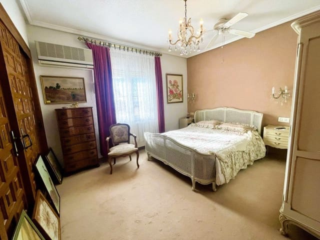 Chalet de 3 habitaciones en Ciudad Quesada, Rojales en venta con piscina garaje - 693.000 € (Ref: 9570277)