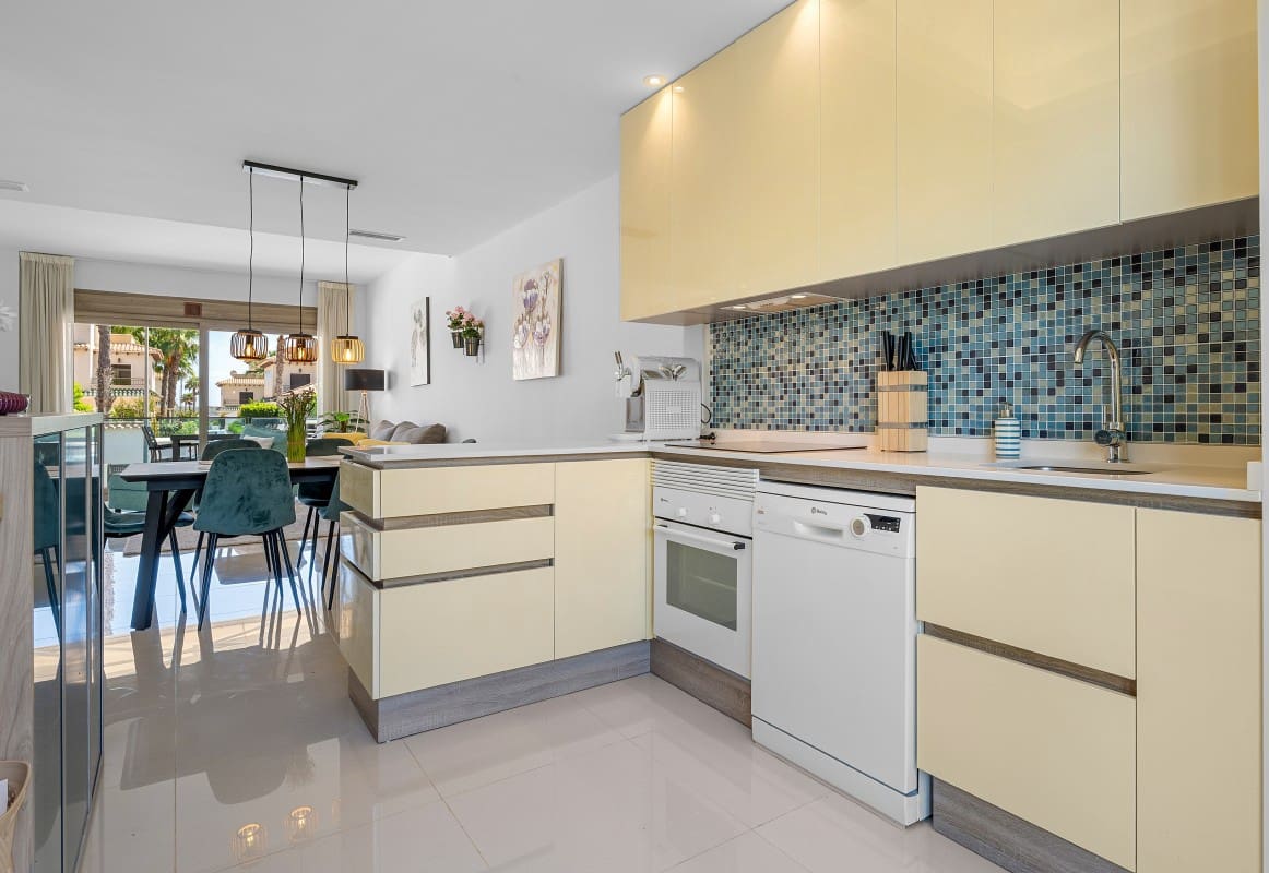 4 chambre Maison de Ville à vendre à Ciudad Quesada avec piscine - 390 000 € (Ref: 10081776)