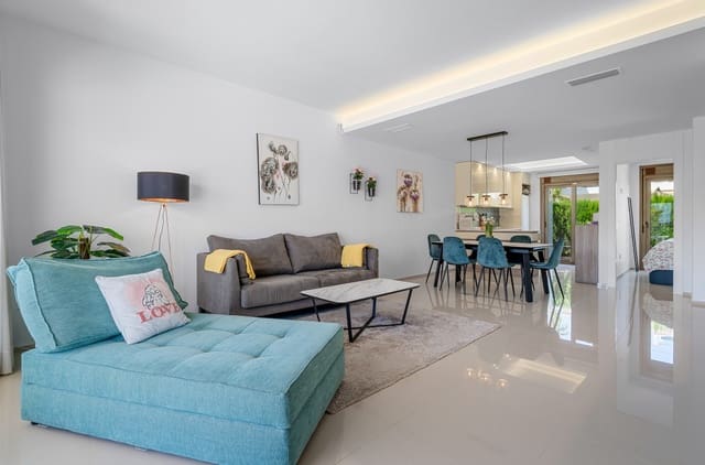 4 soverom Hus til salgs i Ciudad Quesada, Rojales med svømmebasseng - € 390 000 (Ref: 10081776)