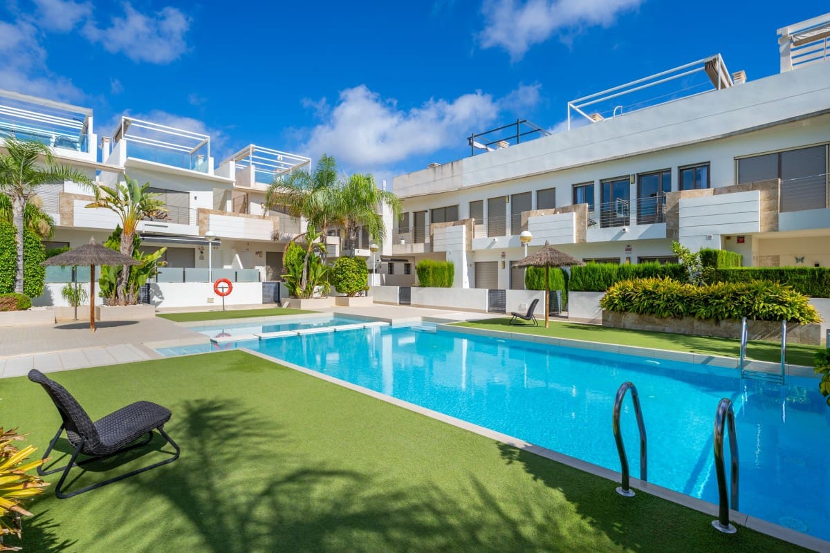 4 chambre Maison de Ville à vendre à Ciudad Quesada avec piscine - 390 000 € (Ref: 10081776)