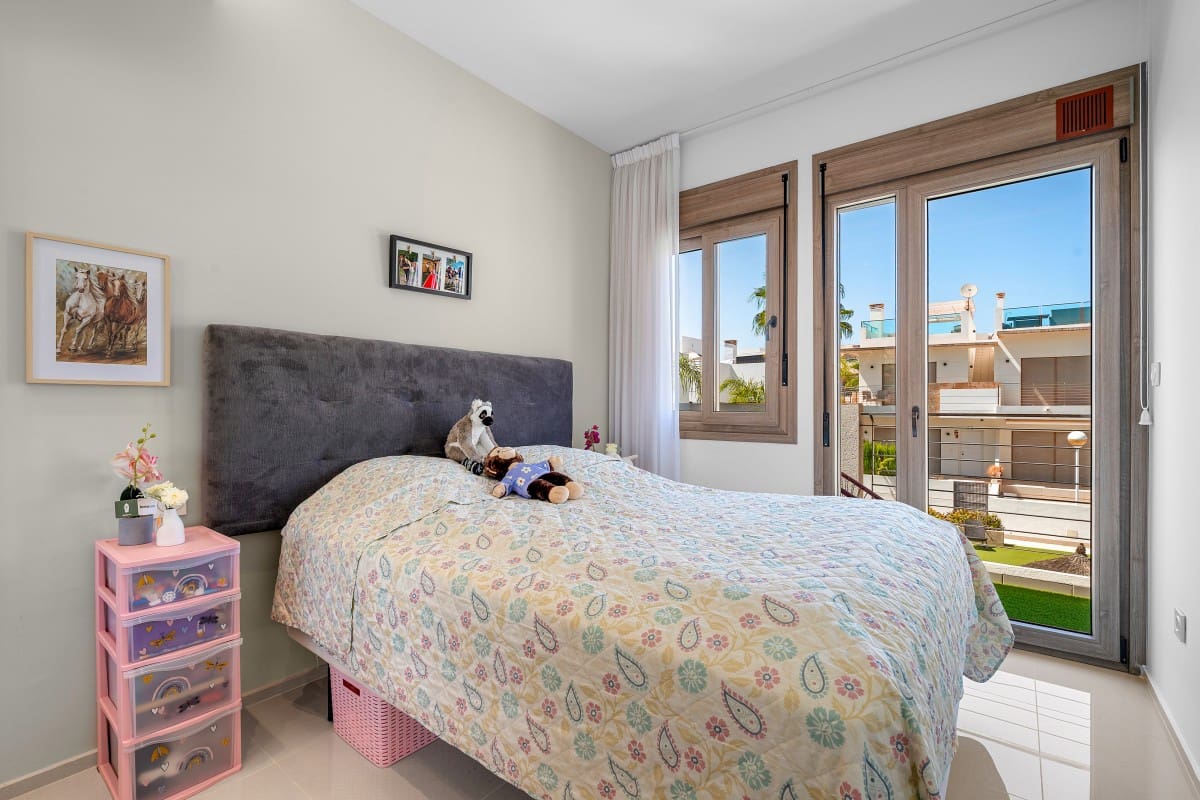 4 chambre Maison de Ville à vendre à Ciudad Quesada avec piscine - 390 000 € (Ref: 10081776)