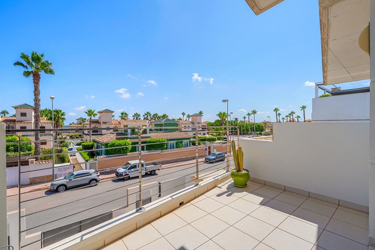 4 chambre Maison de Ville à vendre à Ciudad Quesada avec piscine - 390 000 € (Ref: 10081776)