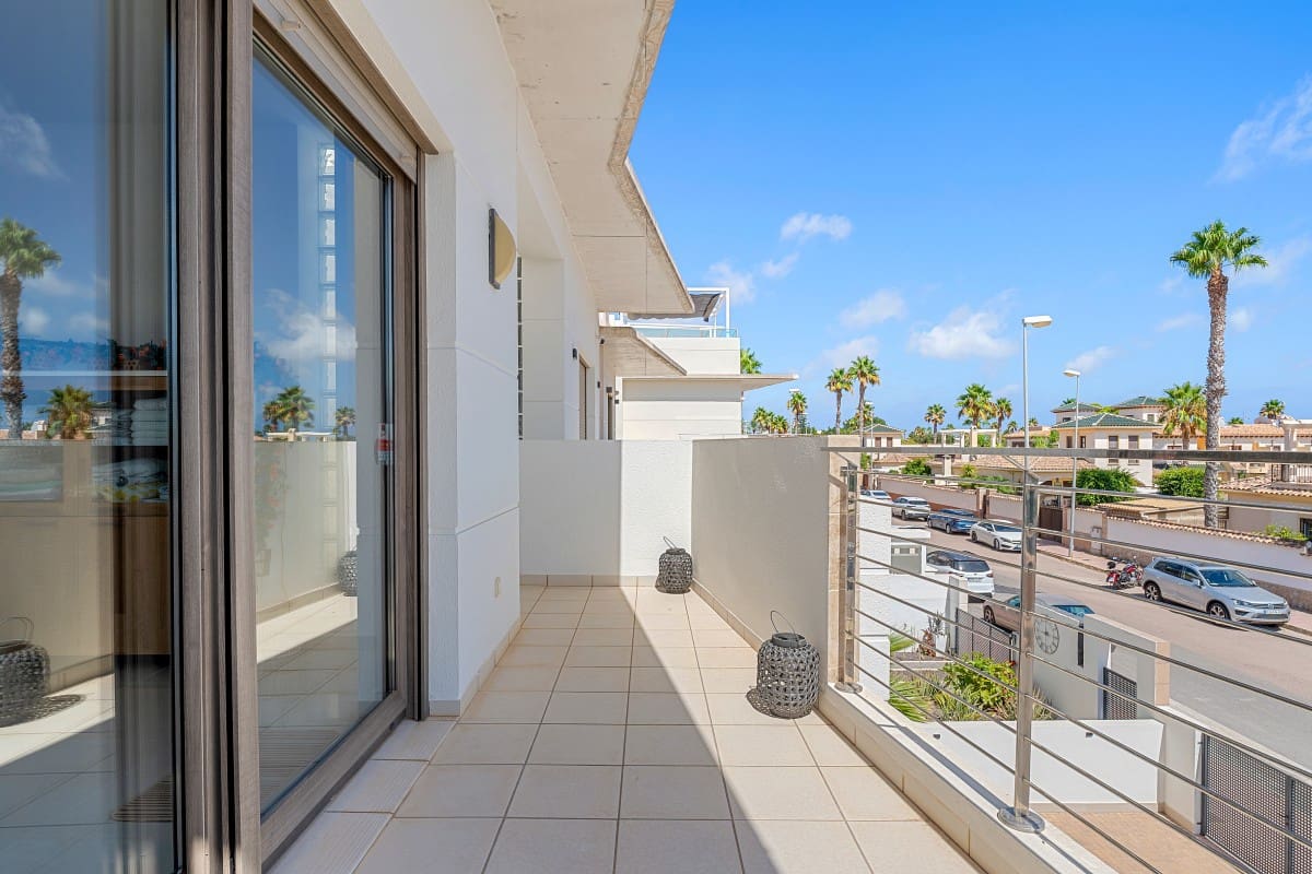 4 chambre Maison de Ville à vendre à Ciudad Quesada avec piscine - 390 000 € (Ref: 10081776)