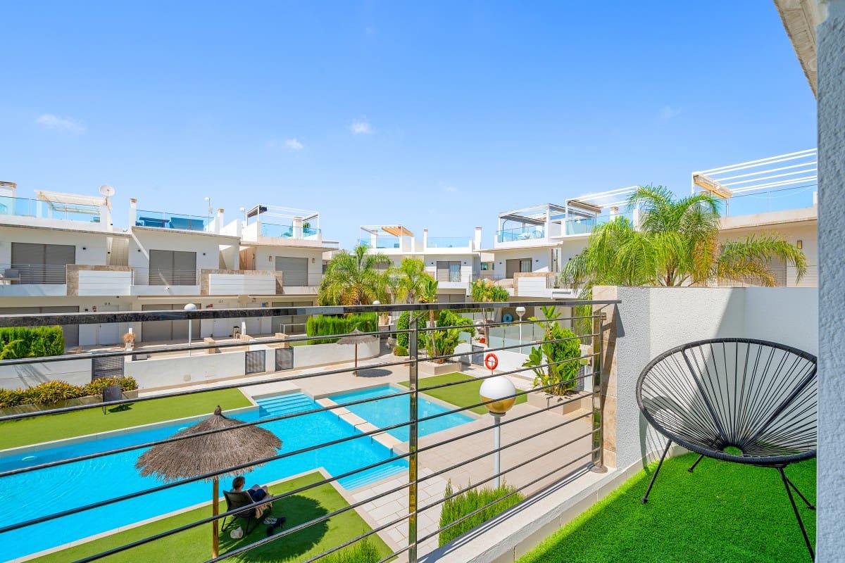 4 chambre Maison de Ville à vendre à Ciudad Quesada avec piscine - 390 000 € (Ref: 10081776)