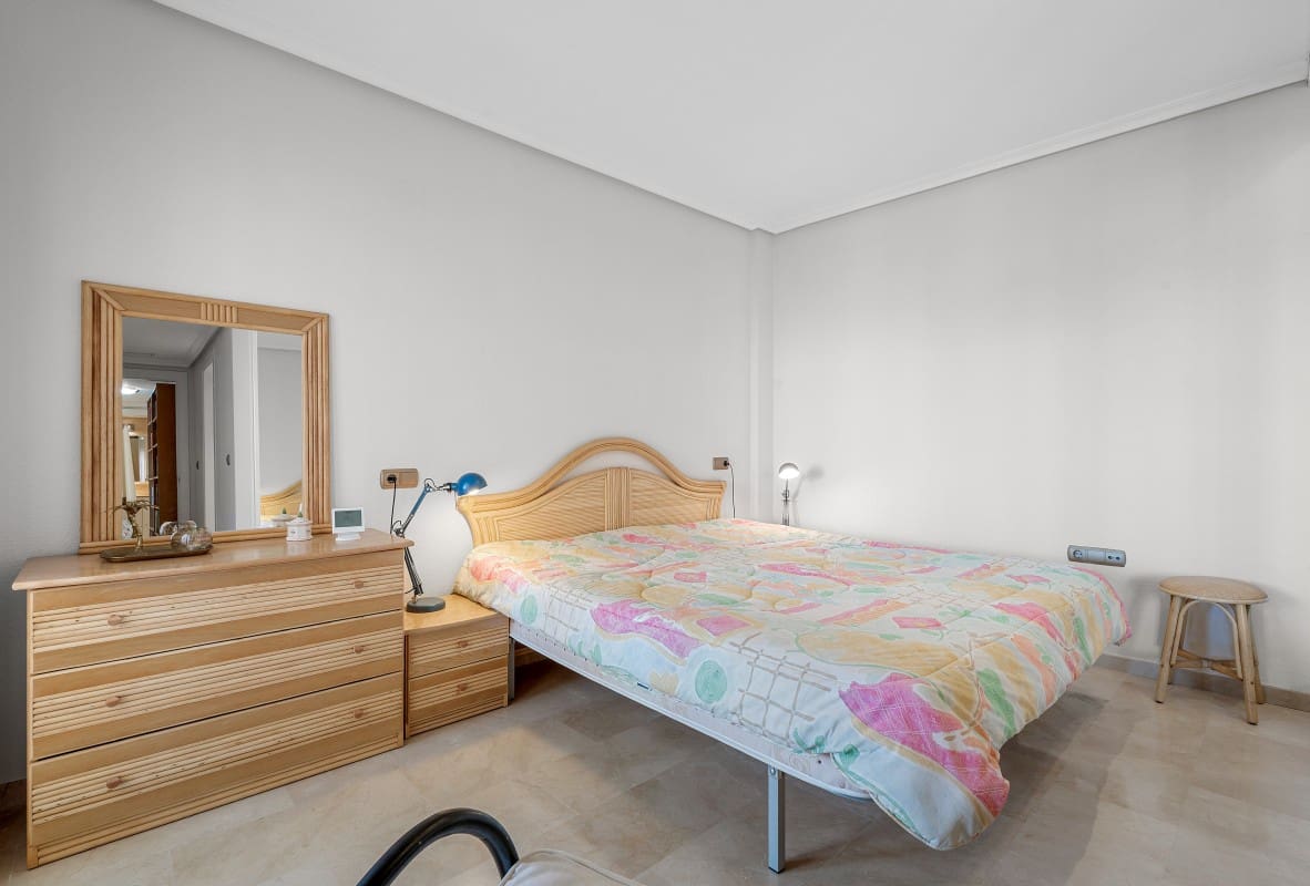 3 soveværelse Lejlighed til salg i Cabo Roig med swimmingpool - € 420.000 (Ref: 10081777)
