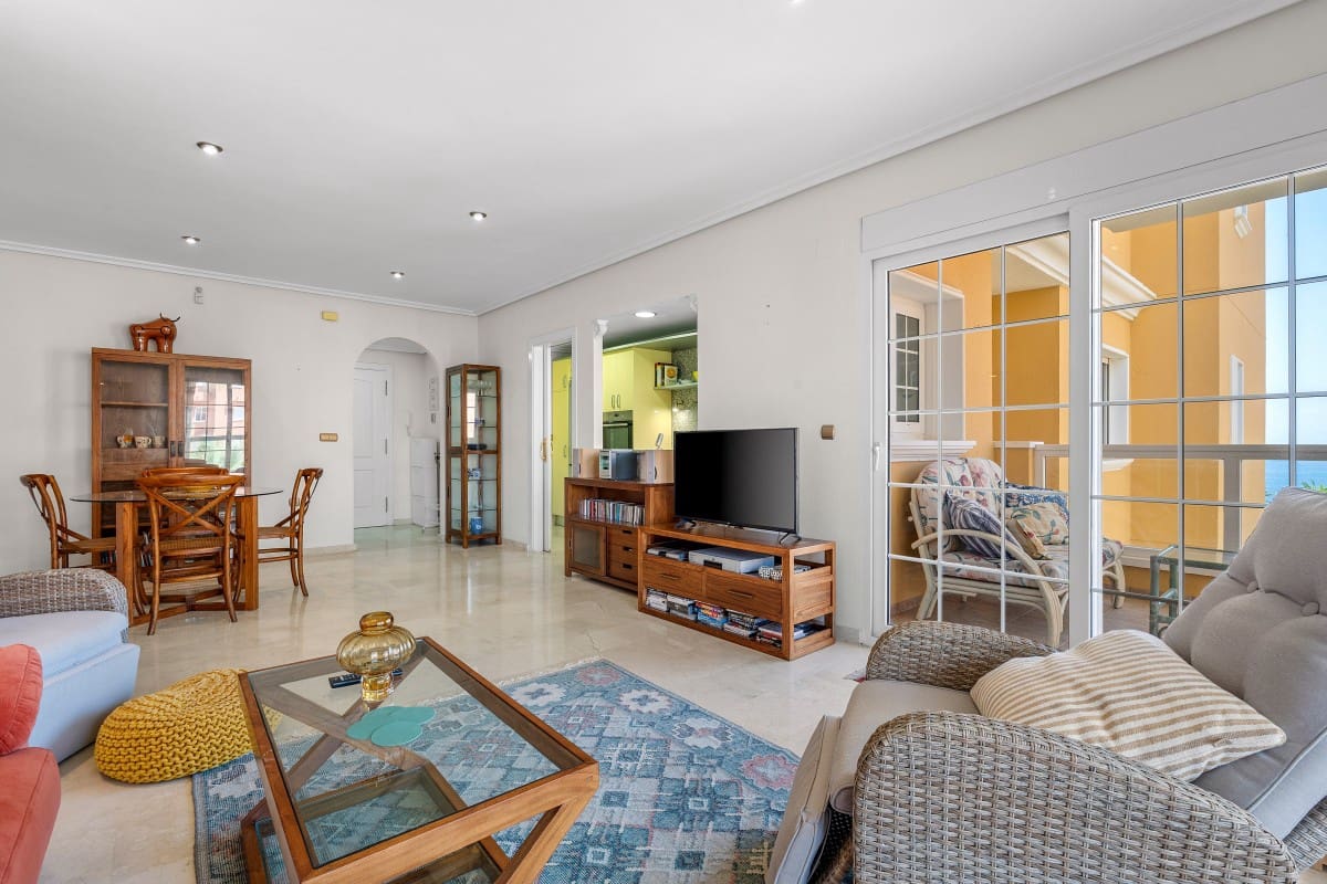 3 soveværelse Lejlighed til salg i Cabo Roig med swimmingpool - € 420.000 (Ref: 10081777)