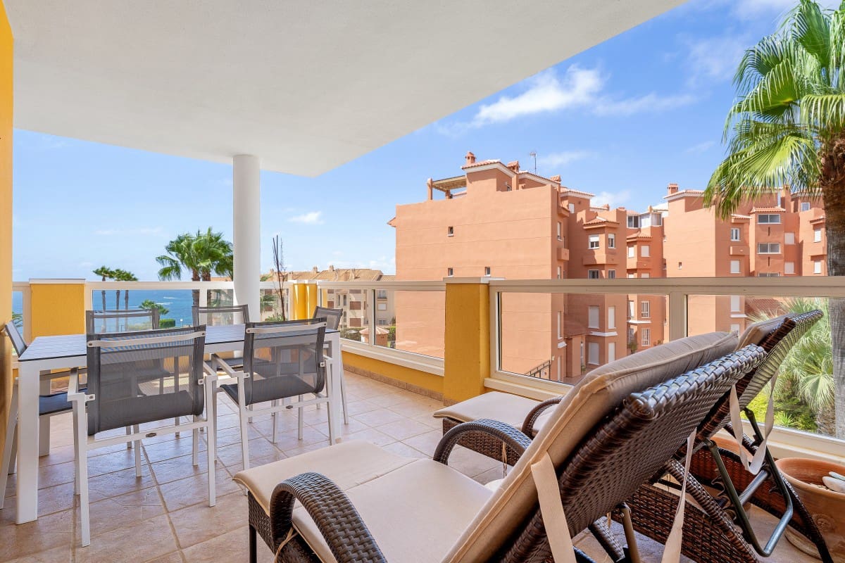 3 soveværelse Lejlighed til salg i Cabo Roig med swimmingpool - € 420.000 (Ref: 10081777)
