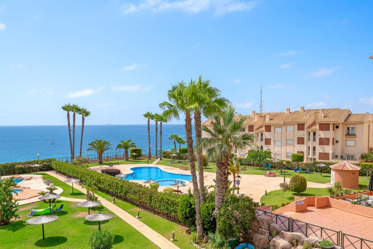 3 soveværelse Lejlighed til salg i Cabo Roig med swimmingpool - € 420.000 (Ref: 10081777)