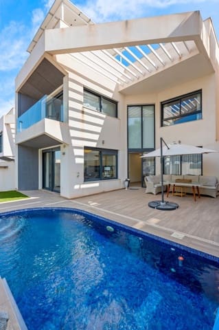 3 soveværelse Villa til salg i La Veleta, Torrevieja med swimmingpool - € 680.000 (Ref: 10081778)
